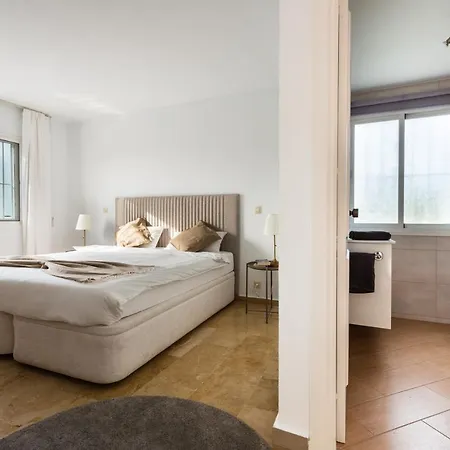 Penthouse-apartment Zum Wohlfuehlen * אסטפונה