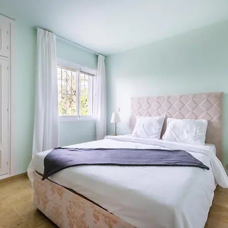 Penthouse-apartment Zum Wohlfuehlen * אסטפונה